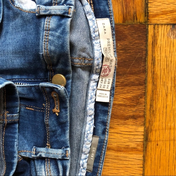 💙 Premium Wash Zara Skinnies - Picture 2 of 3